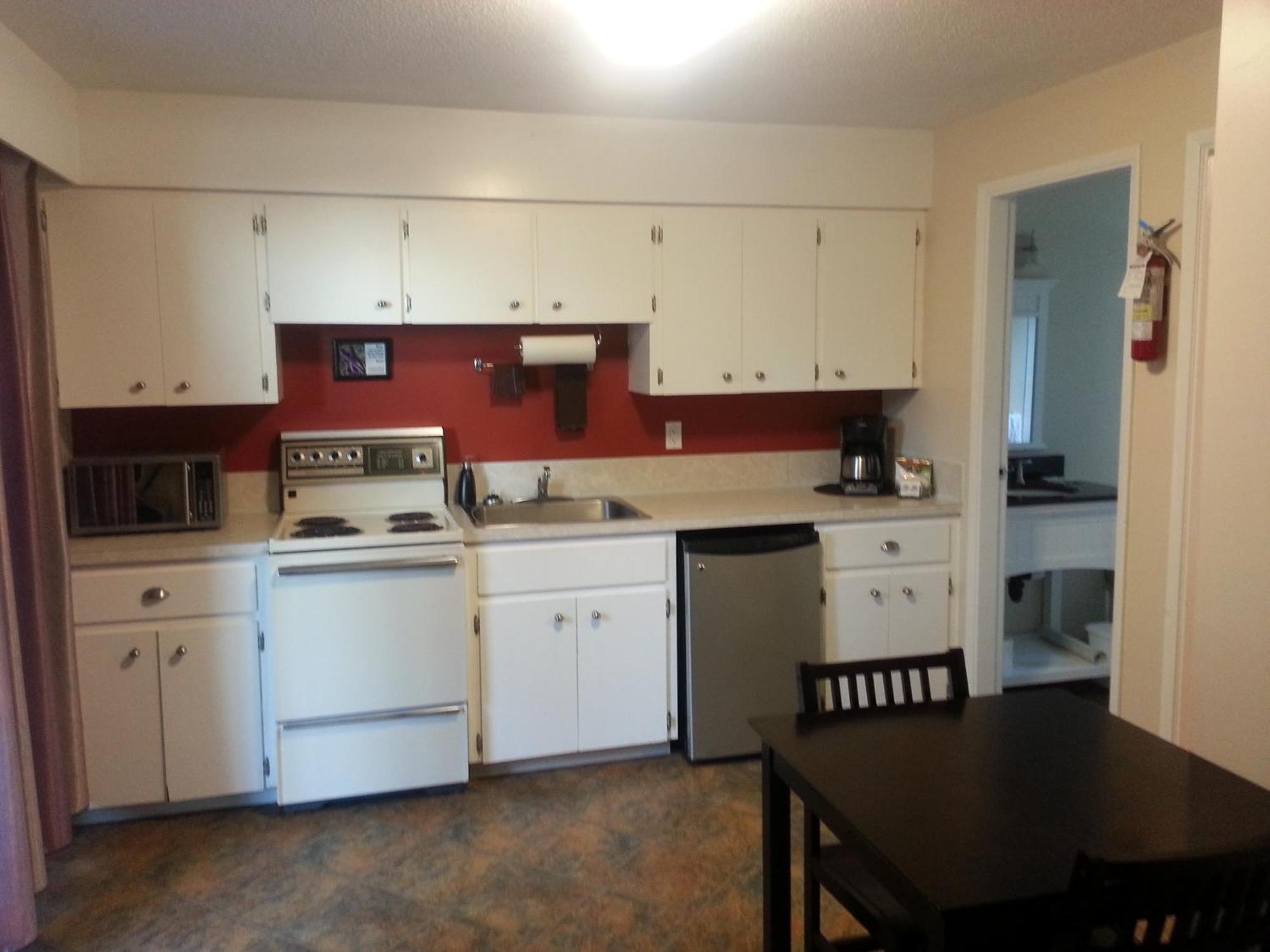 Edgewater Motel Campbell River Room photo